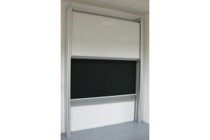 Ecran de protection pour bureaux et postes multiples -  LEO :: Tableau d�amphith��tre coulissant Autoporteur - LLU